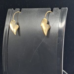 Heart fishhook Earrings Goldtone